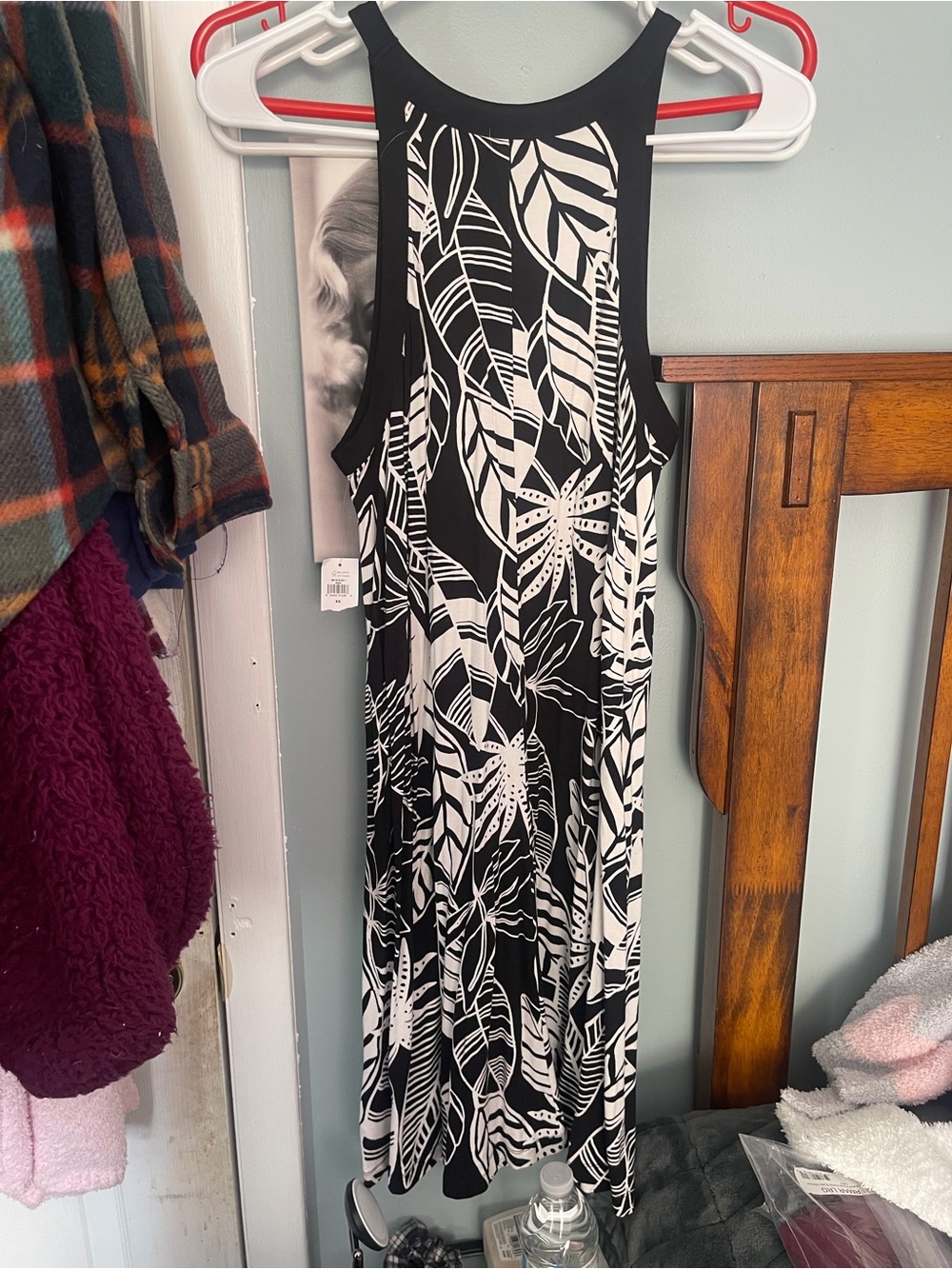 Old Navy Black and White Tropical Leaf Maxi Dress